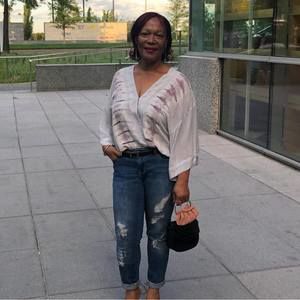 Meet your Posher, Sandra